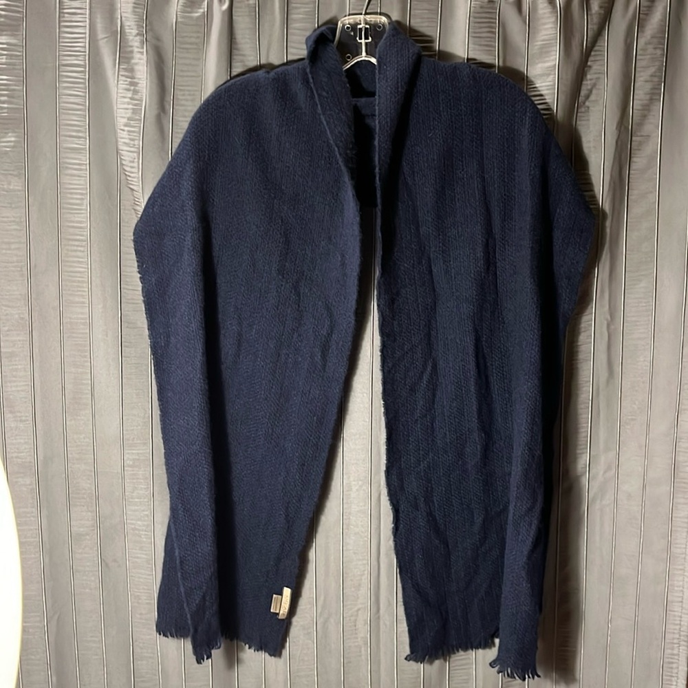 Amicale 100% Cashmere Fringed Scarf or Wrap in Navy Blue, 28” x 72”.